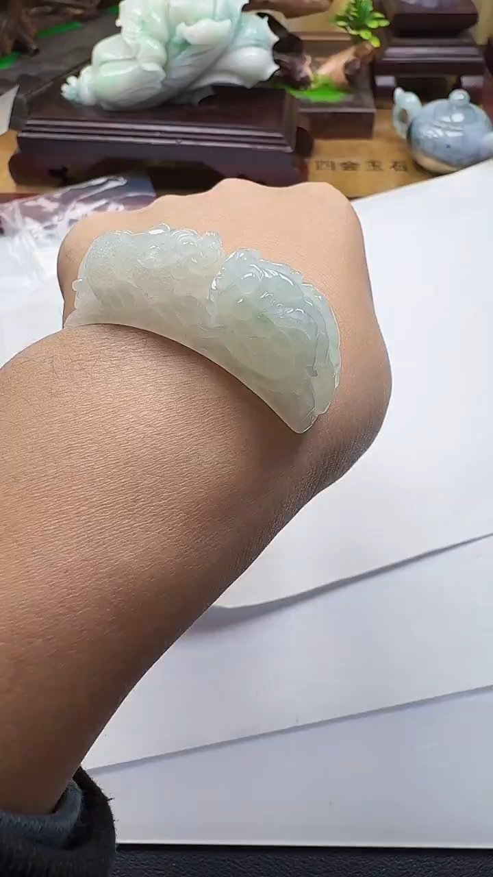 吊坠(不含链)未镶嵌翡翠1