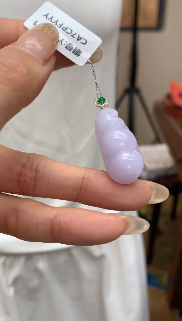 【闪购商品】翡翠颈饰18K金镶嵌福豆
