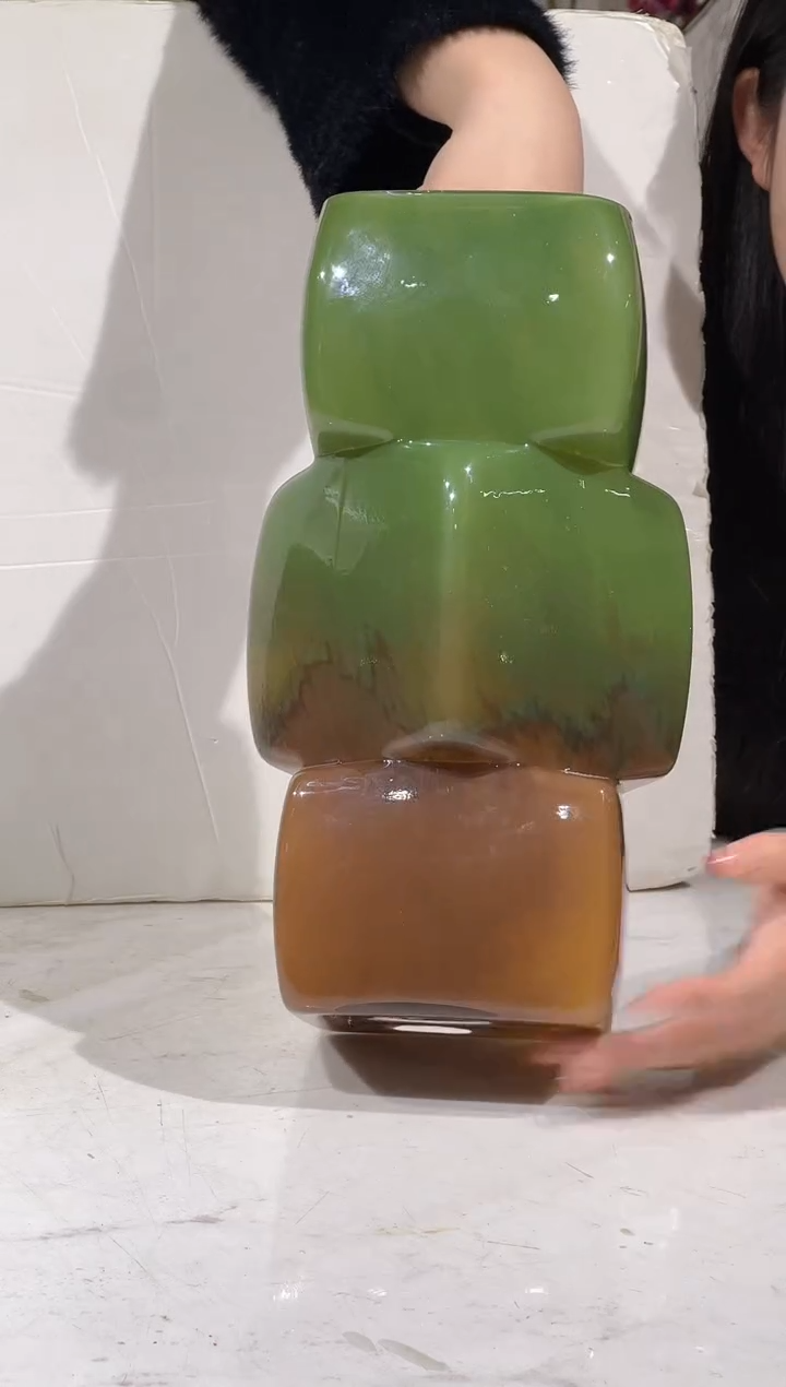 【闪购商品】琉璃绿色方块花瓶