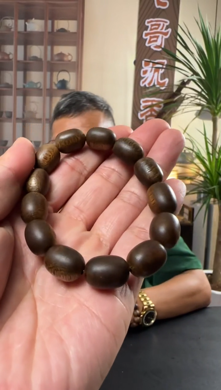 沉香沉香碎屑海南沉香昆仑美格1.2栆珠+沉香碎屑