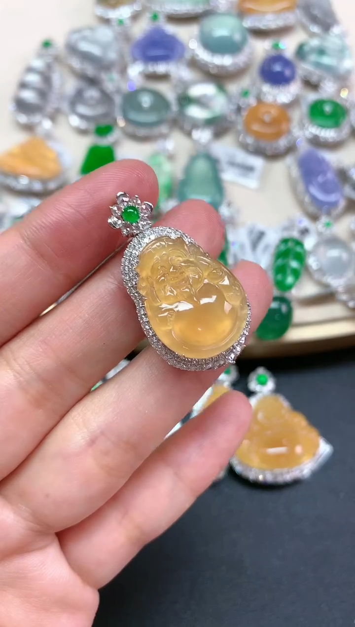 【闪购商品】翡翠吊坠(不含链)18K金镶嵌Q34|29800