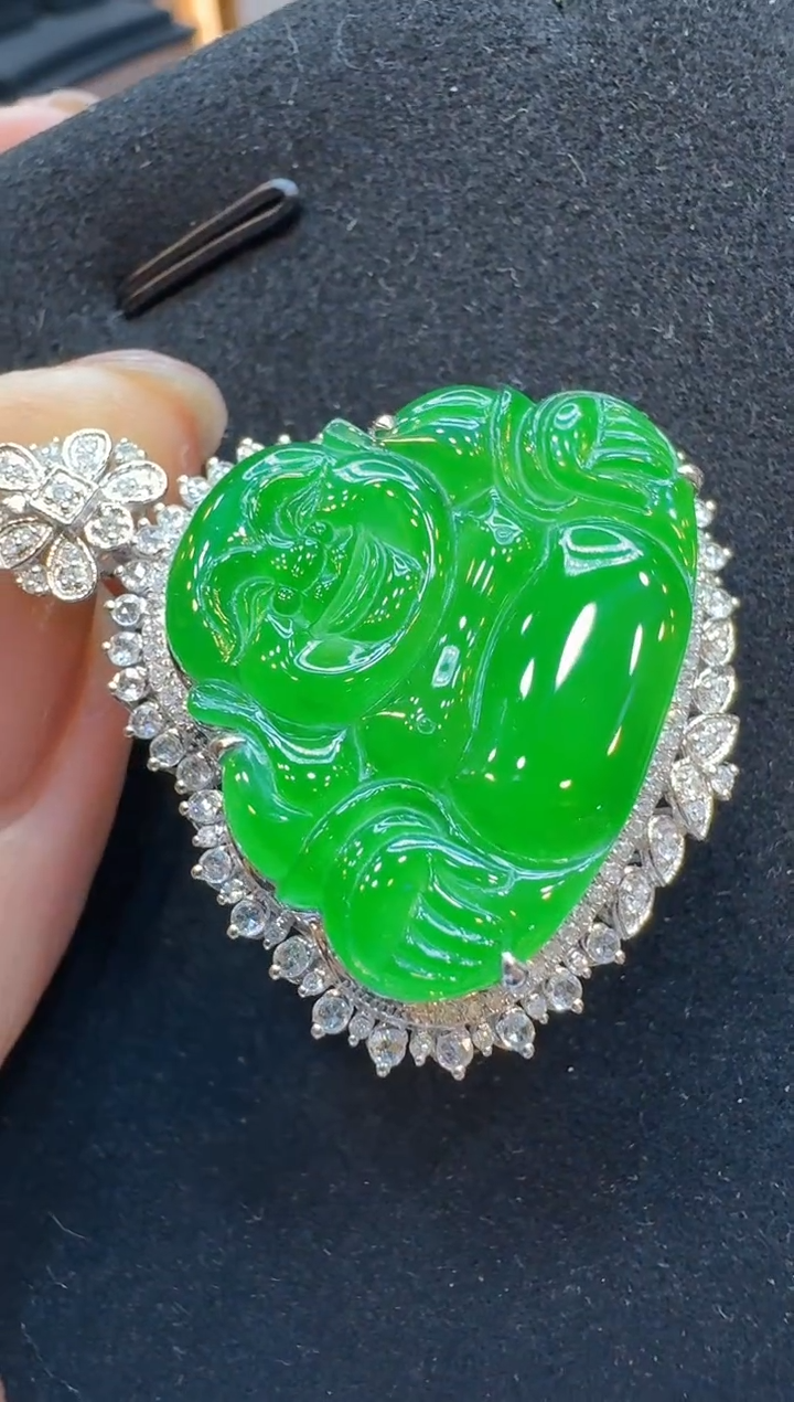 【闪购商品】翡翠吊坠(不含链)18K金镶嵌多样性团购发一件