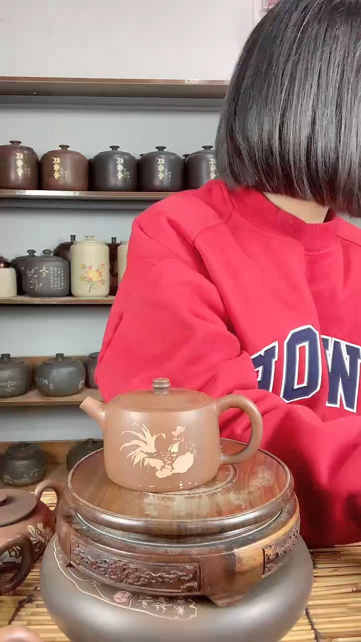 【闪购商品】罐微瑕手工彩填壶