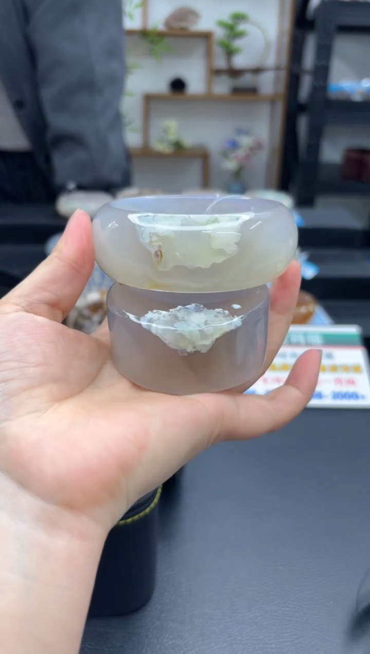 【闪购商品】石英质玉手镯未镶嵌C458(63圈赠送镯心)