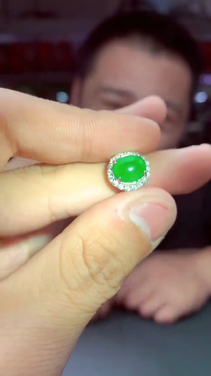 【闪购商品】定制翡翠未镶嵌多样性发货拍一发一