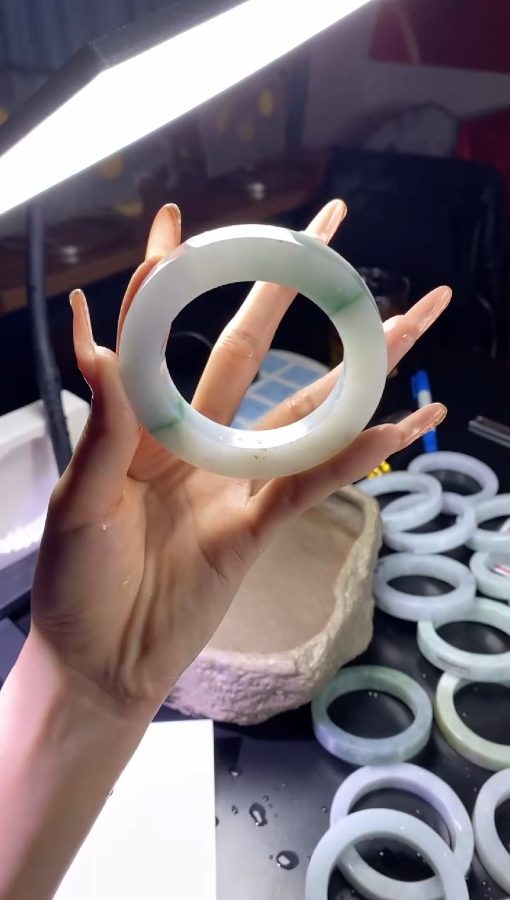 【闪购商品】定制翡翠毛胚定制手镯未镶嵌毛胚定制手镯