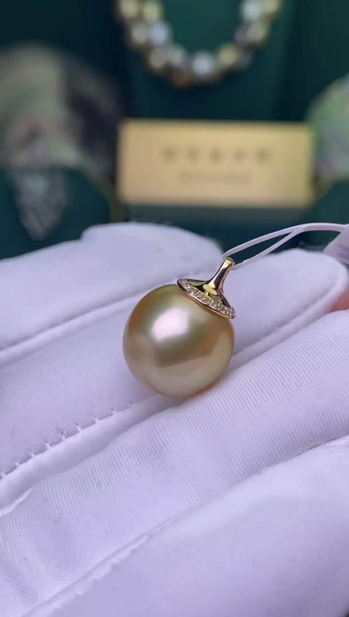 【闪购商品】海水珍珠颈饰18K金镶嵌1