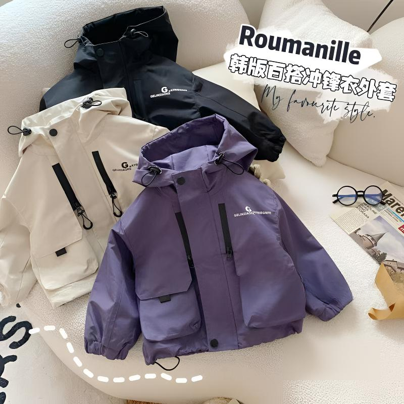 男童外套春秋宝宝冲锋衣套装秋装儿童洋气薄款上衣小童男童冲锋衣