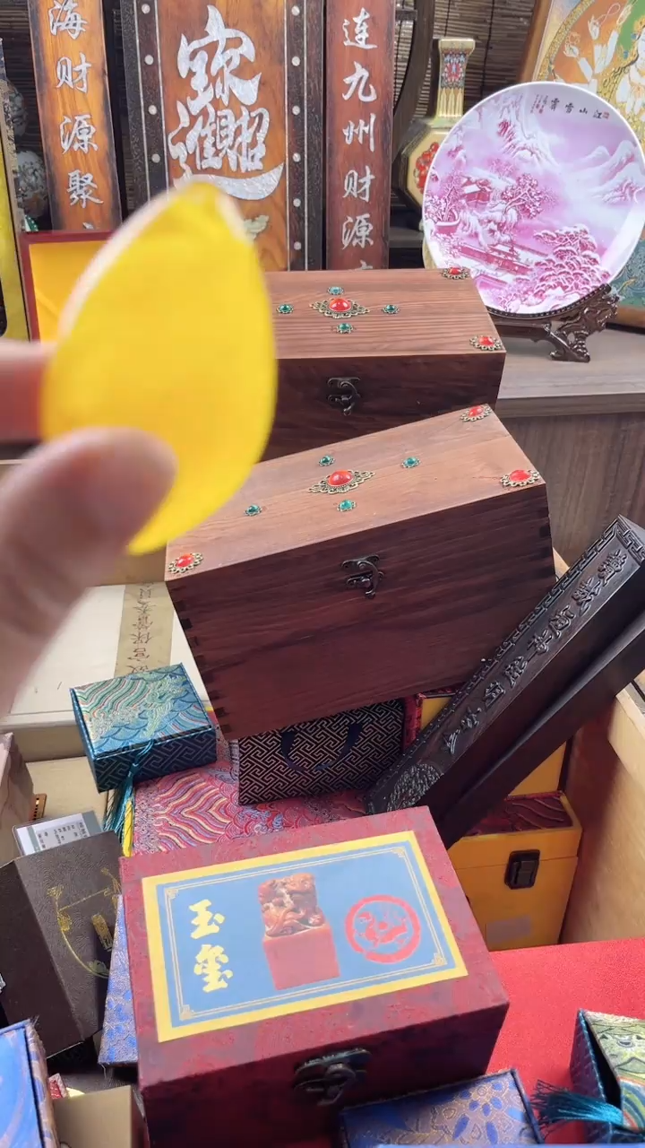 【闪购商品】蜜蜡裸石未镶嵌七月直播推荐精品