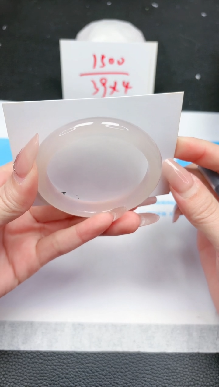 【闪购商品】石英质玉手镯未镶嵌763-54