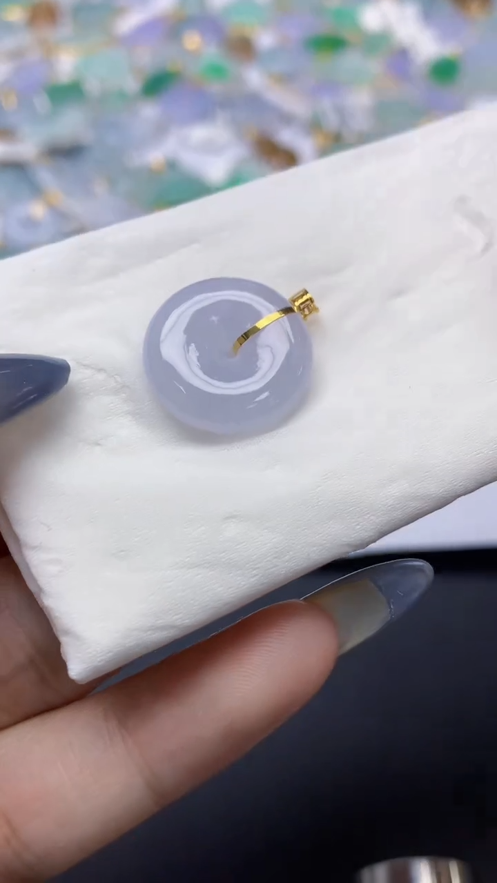 翡翠18K金镶嵌颈饰天然a货翡翠