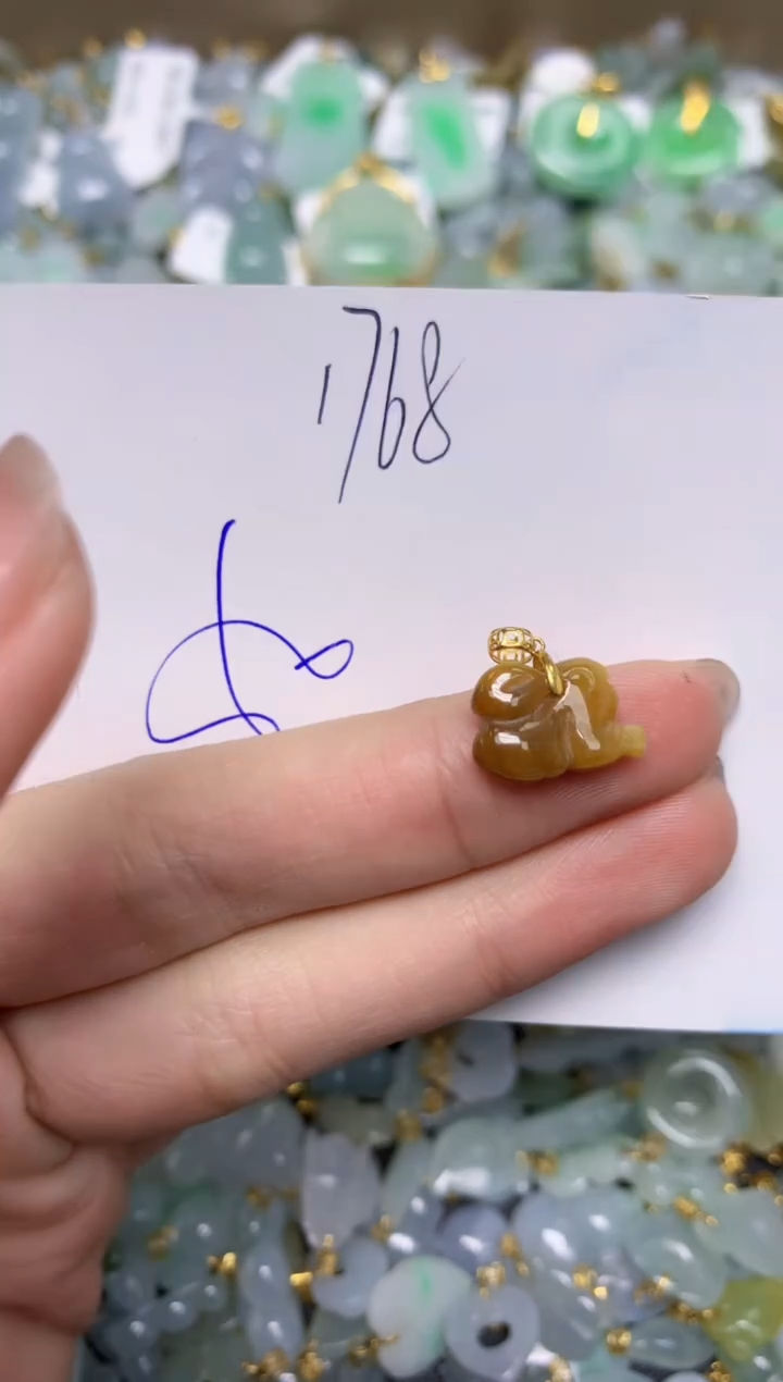 【闪购商品】翡翠颈饰18K金镶嵌 天然翡翠A货