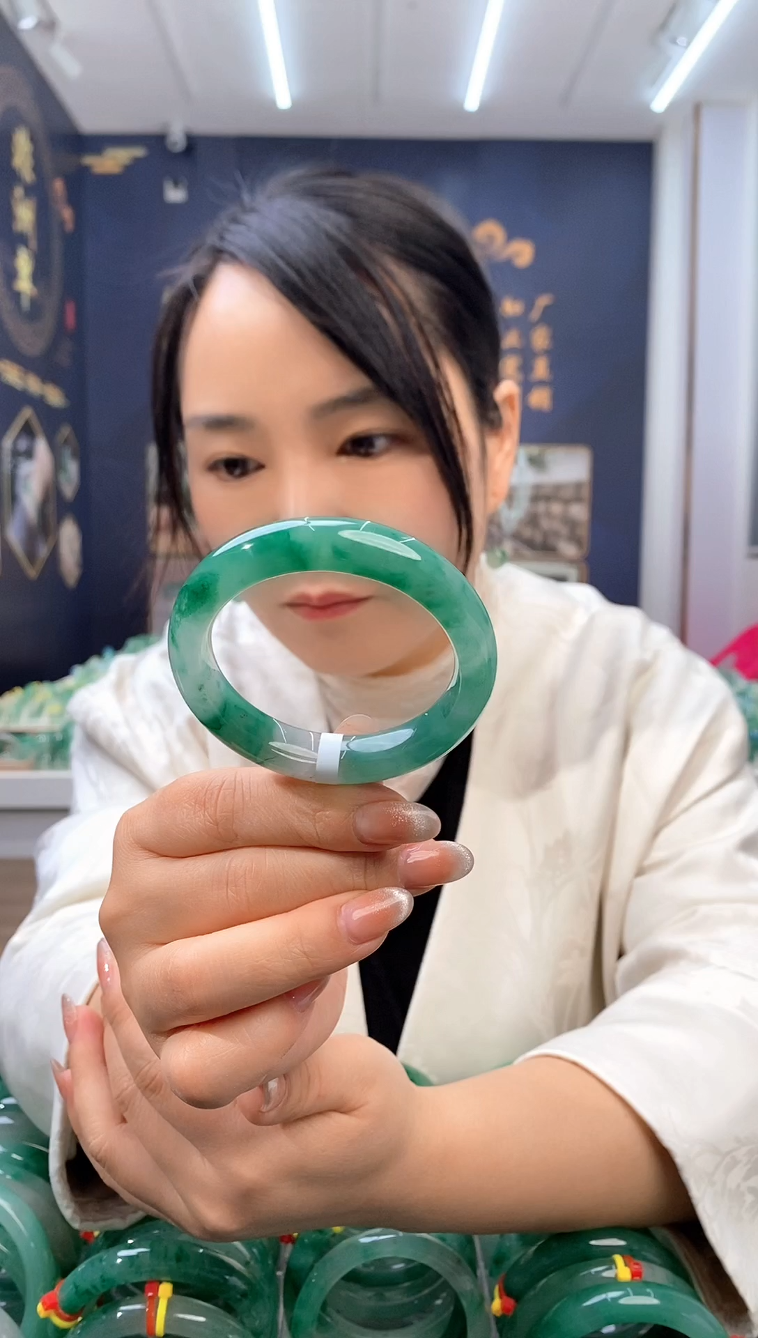 【闪购商品】石英质玉手镯未镶嵌天然非洲翠高冰手镯6