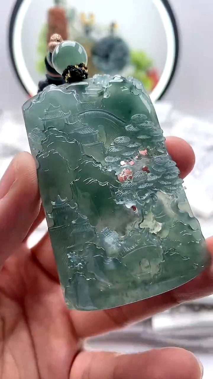 【闪购商品】翡翠颈饰未镶嵌山水牌