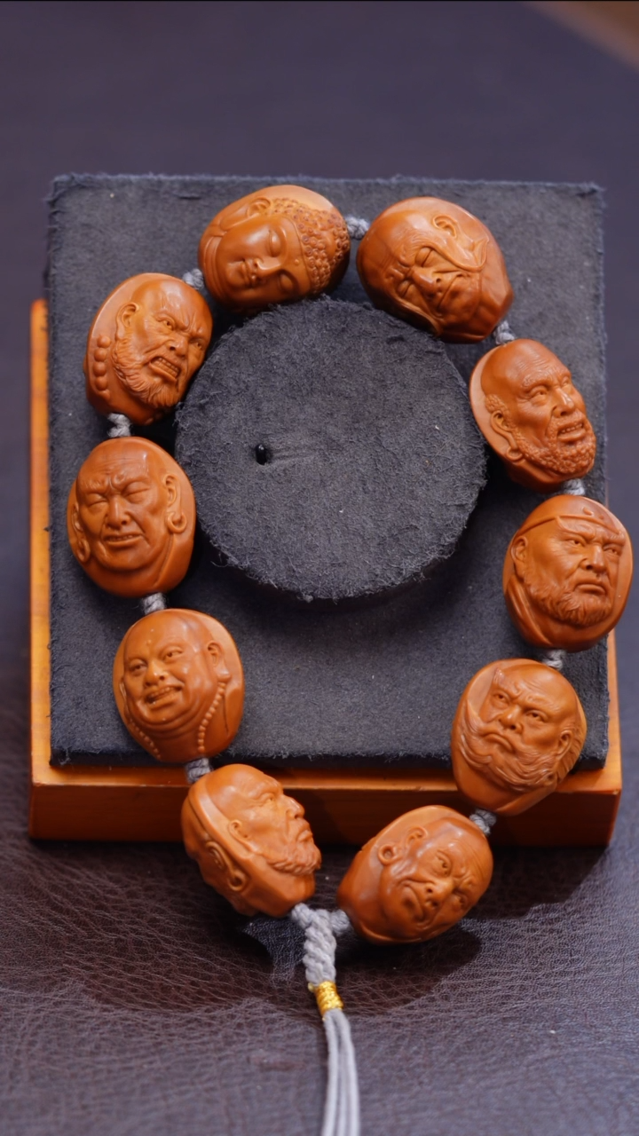 橄榄核手串/手链R***r写实罗汉