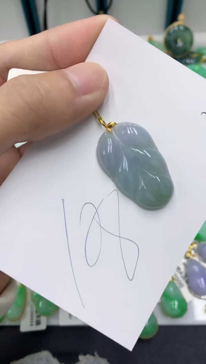 【闪购商品】翡翠颈饰18K金镶嵌翡翠