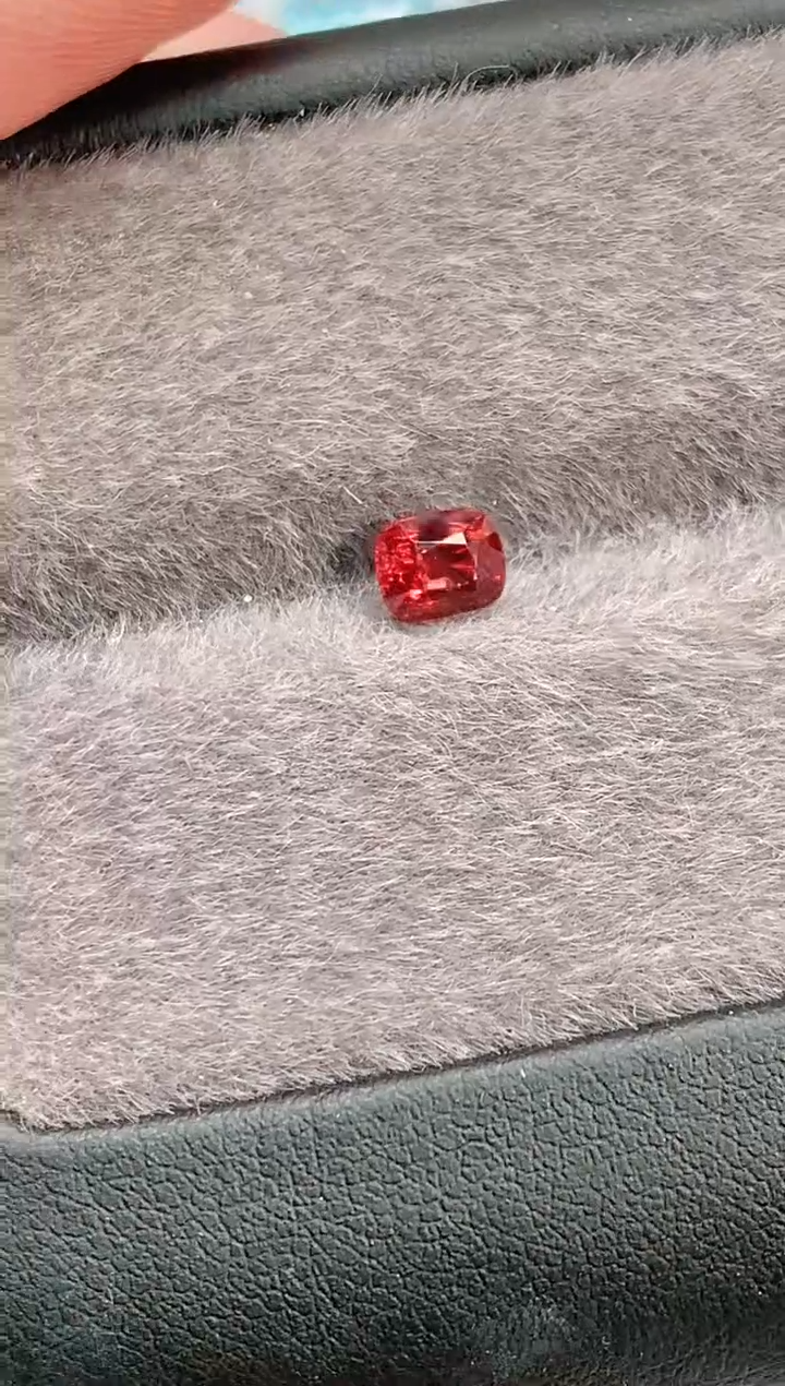 裸石尖晶石0.71-199天然尖晶石