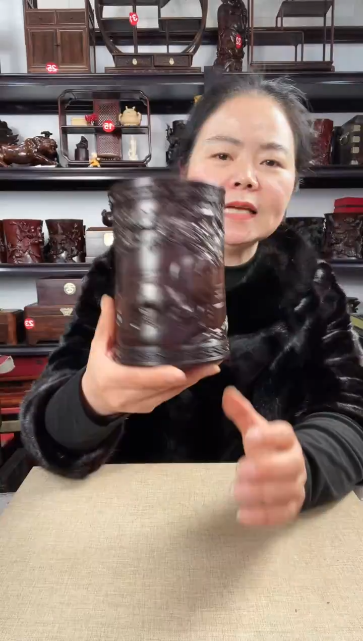 木三羊笔筒老李红木工艺品