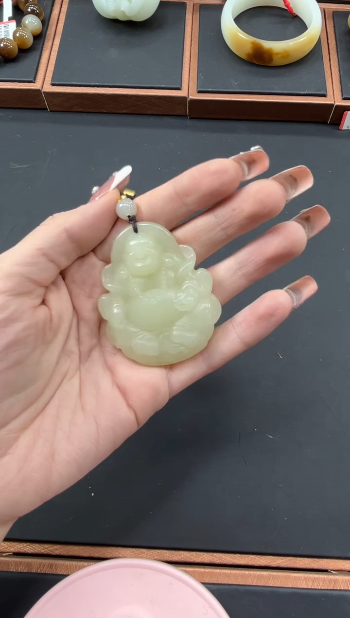 【闪购商品】和田玉吊坠(赠链)未镶嵌且末金山微色差吊坠