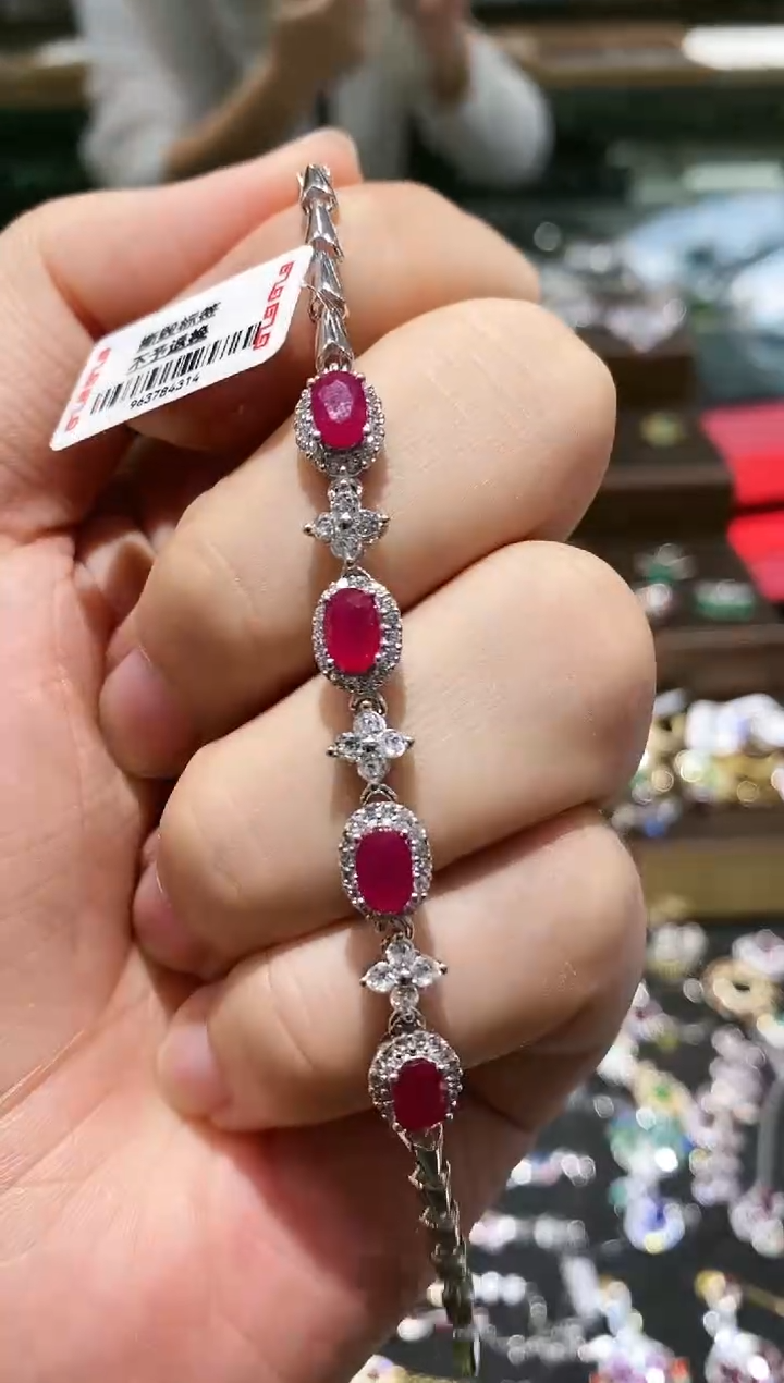 【闪购商品】红宝石手链银S925镶嵌手链