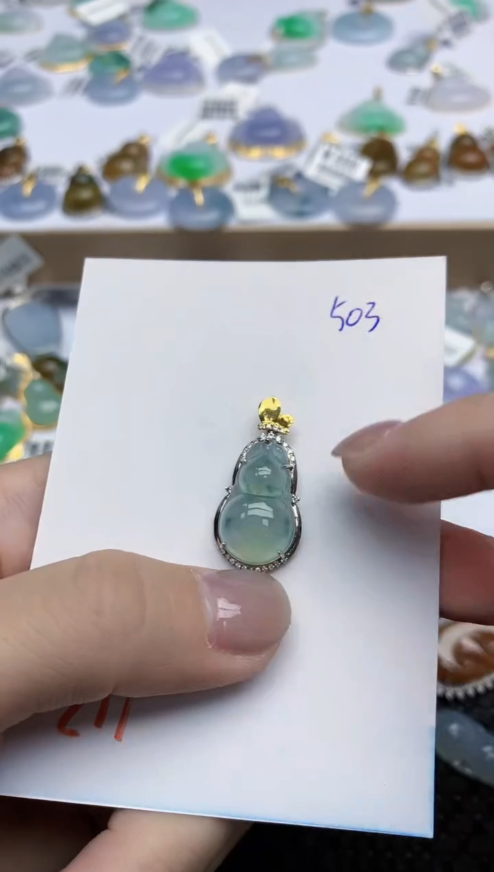 【闪购商品】翡翠颈饰18K金镶嵌天然翡翠A货