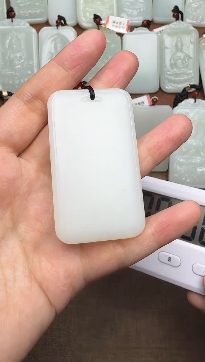 【闪购商品】和田玉颈饰未镶嵌蓝