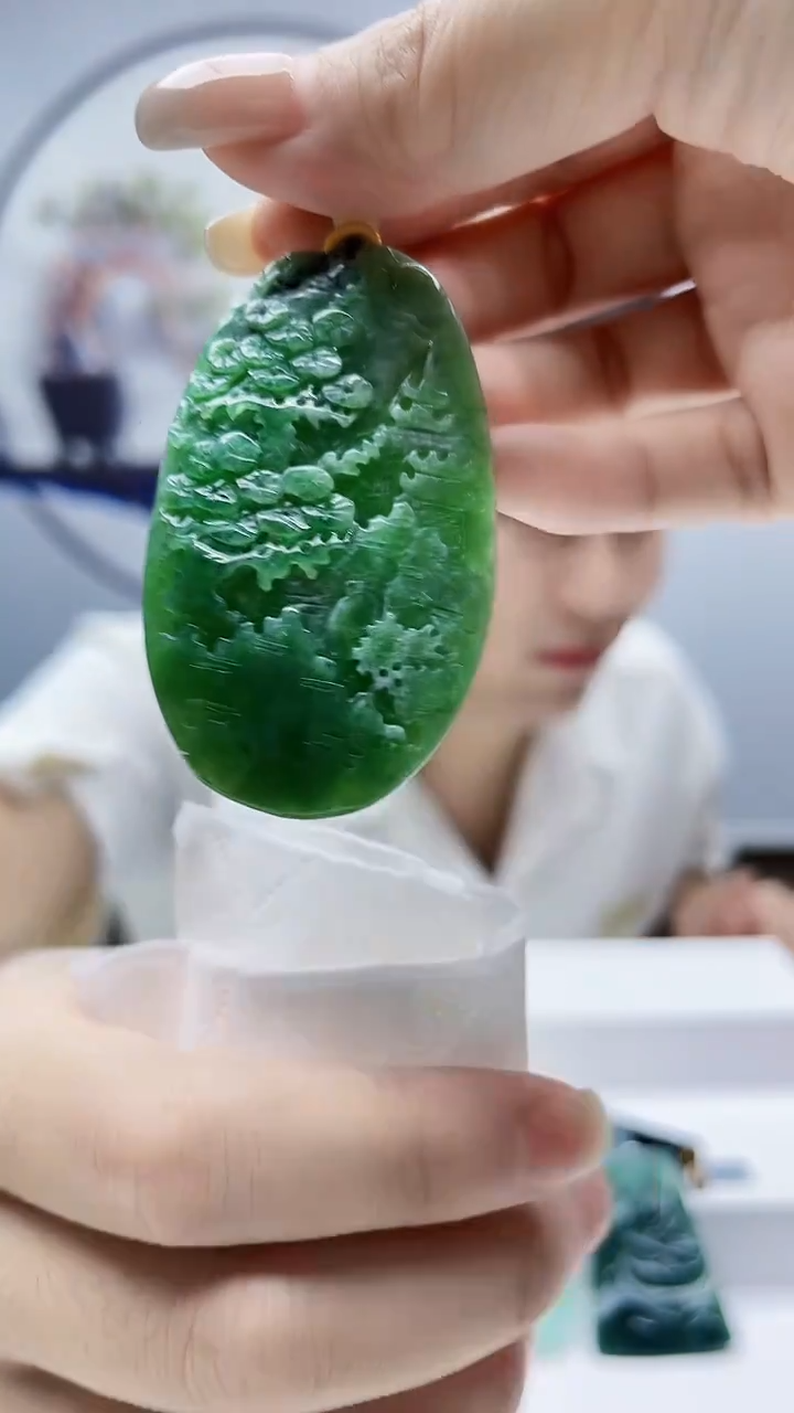 未镶嵌定制翡翠毛货挂件20