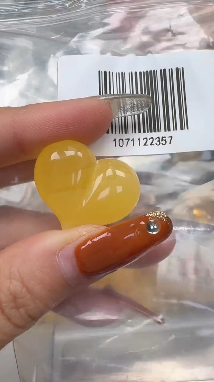 裸石琥珀未镶嵌如图