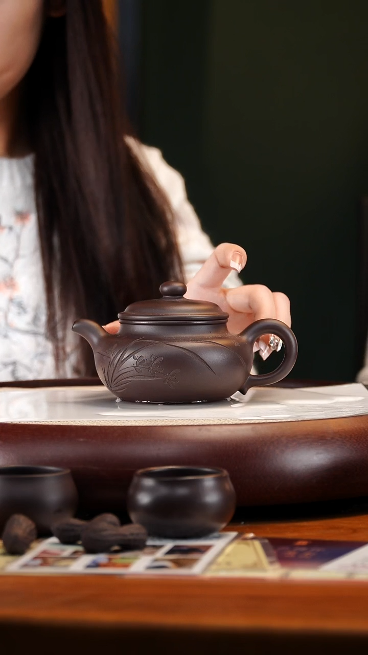 ZCP33黑墩头仿古250cc