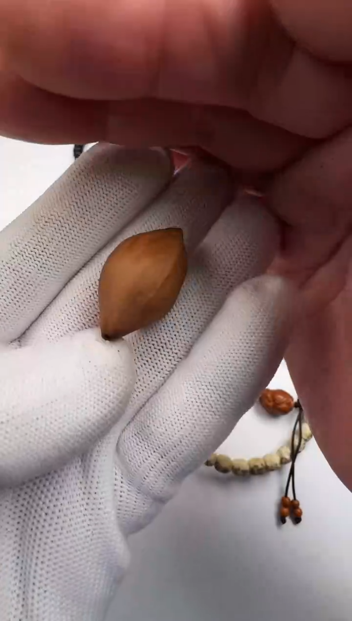 把件橄榄核乐*呵橄榄核