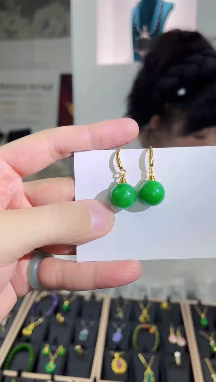 【闪购商品】石英质玉耳饰未镶嵌123多样性发其一