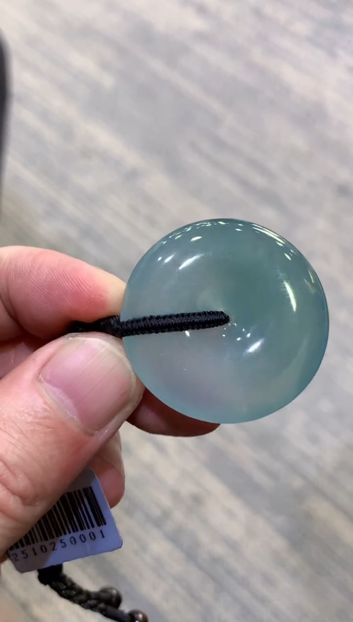 颈饰未镶嵌翡翠天然A货翡翠