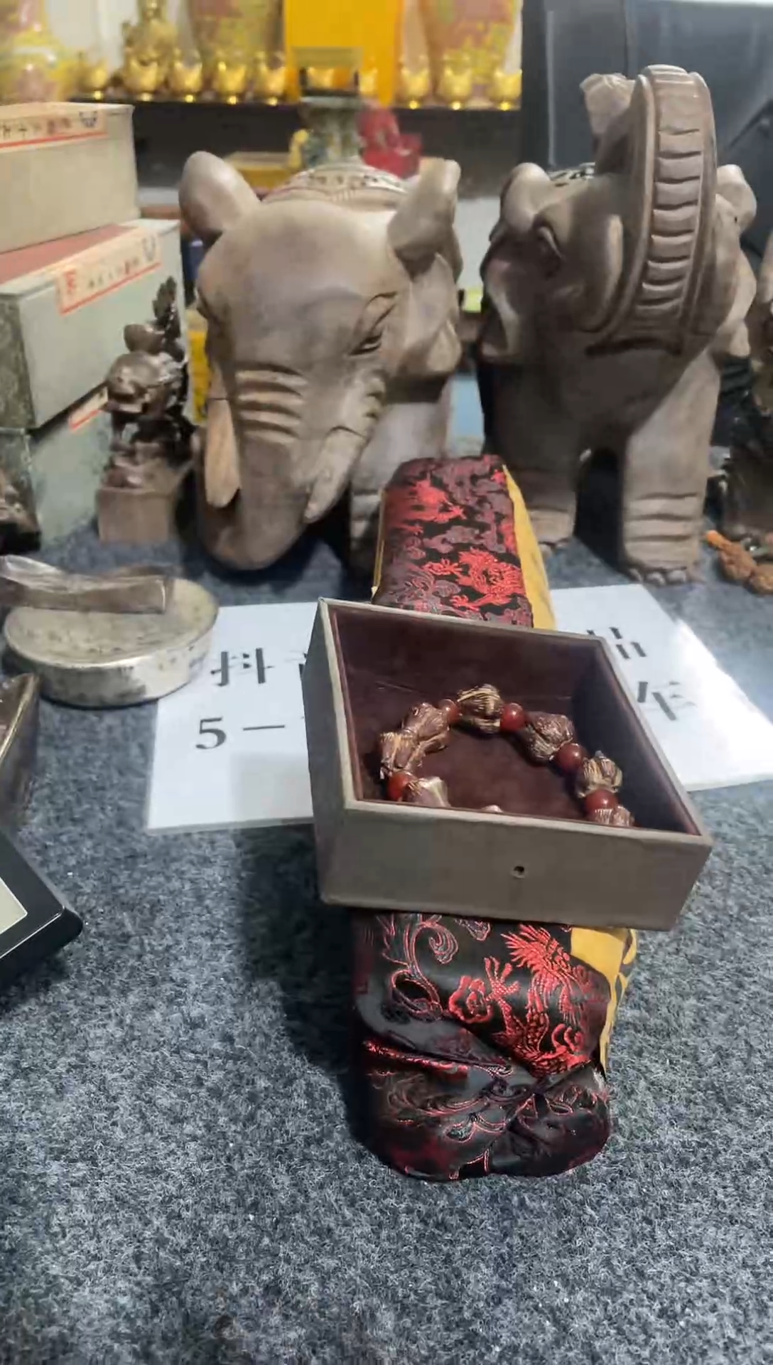 【闪购商品】滴血莲花菩提手串滴血莲花菩提  郑