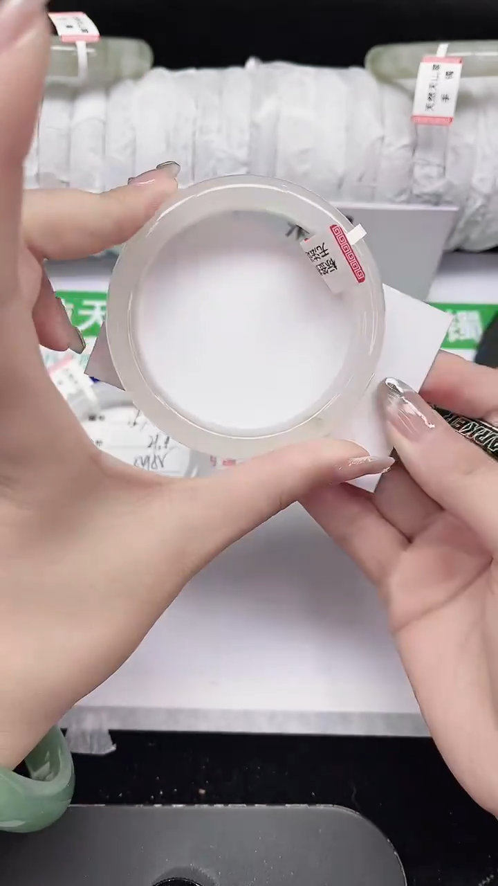 未镶嵌手镯石英质玉158-56/57