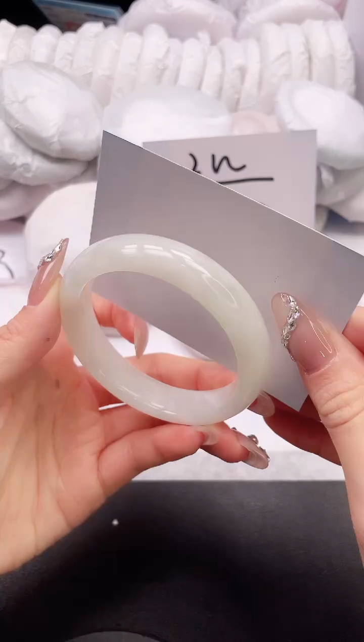 【闪购商品】和田玉手镯未镶嵌3K329-56