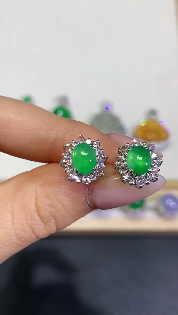 【闪购商品】翡翠颈饰18K金镶嵌团购39