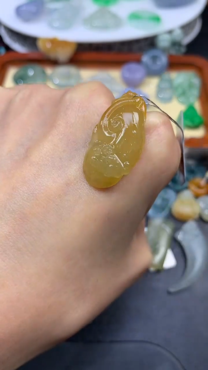 【闪购商品】定制翡翠未镶嵌翡翠