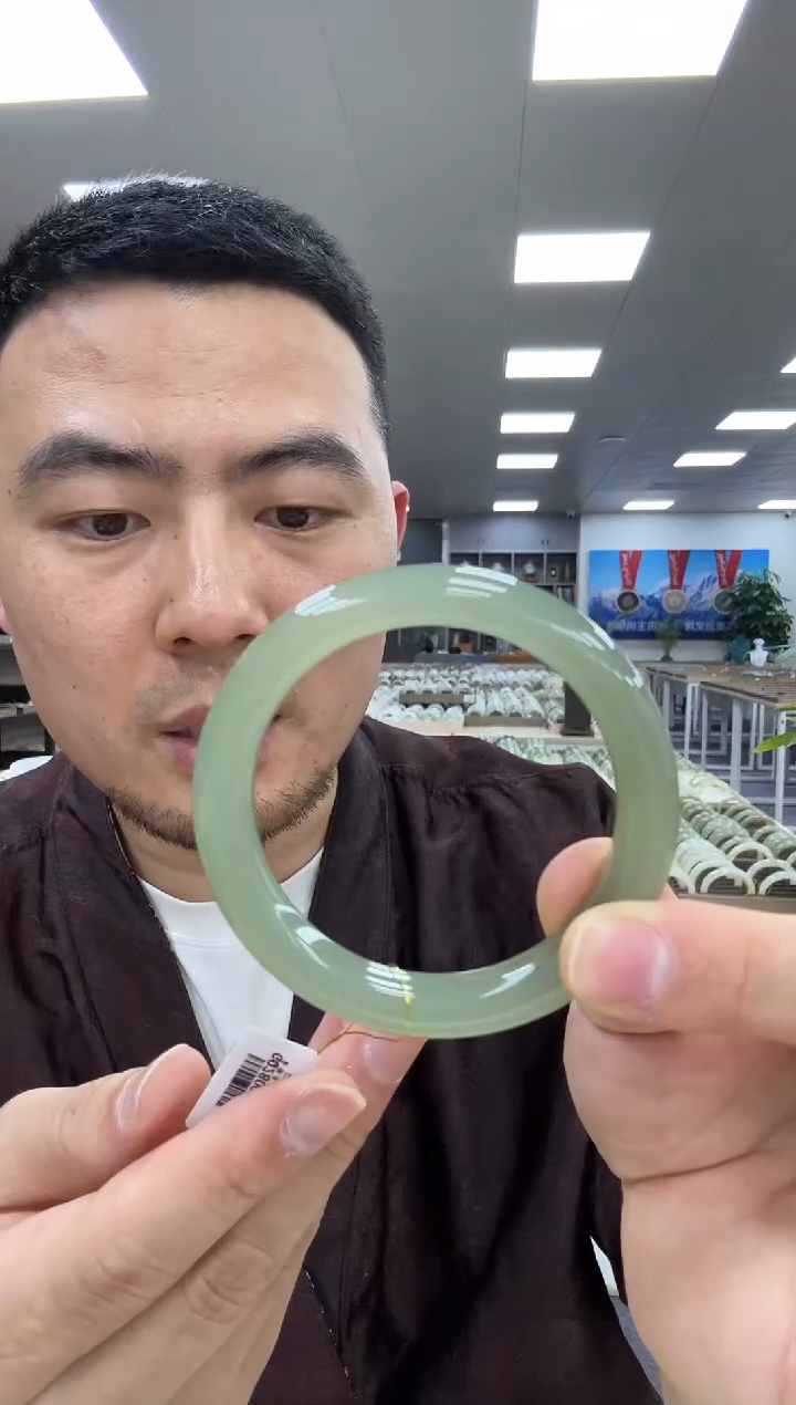 【闪购商品】和田玉手镯未镶嵌55-56  002