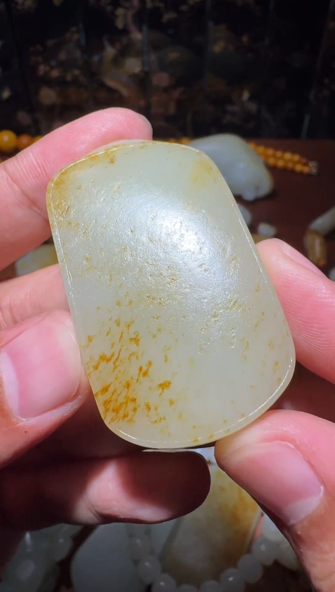 未镶嵌和田玉挂件牌子