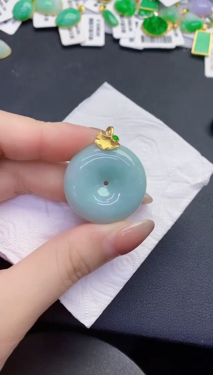 颈饰未镶嵌翡翠缅甸天然翡翠A货