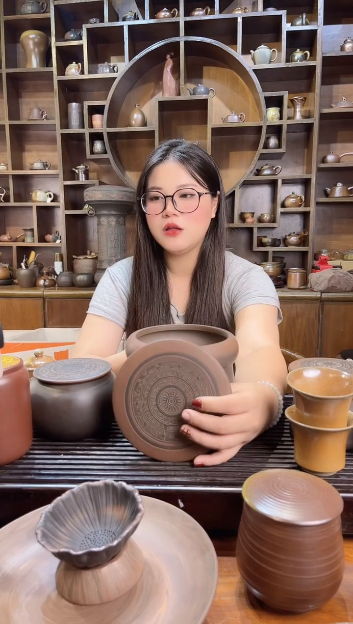 钦州坭兴陶原矿泥料 铜鼓1斤