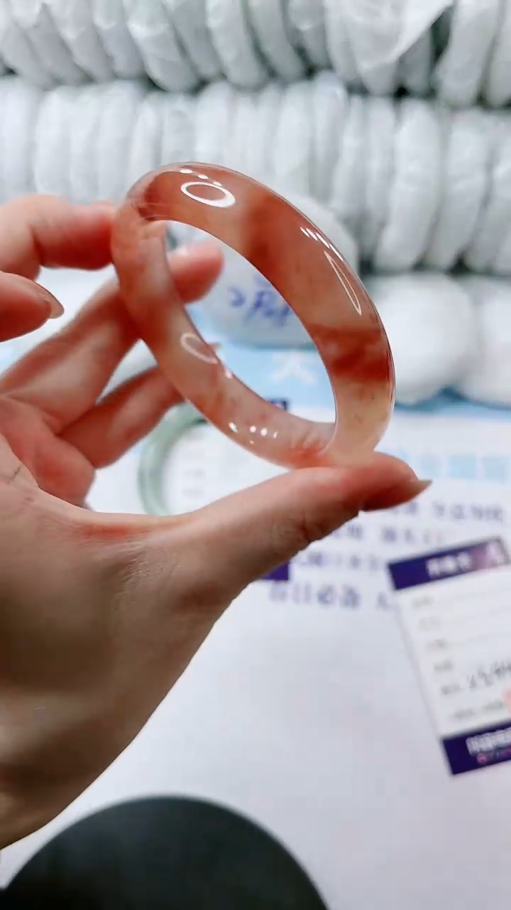 【闪购商品】石英质玉手镯未镶嵌多样性发货V344