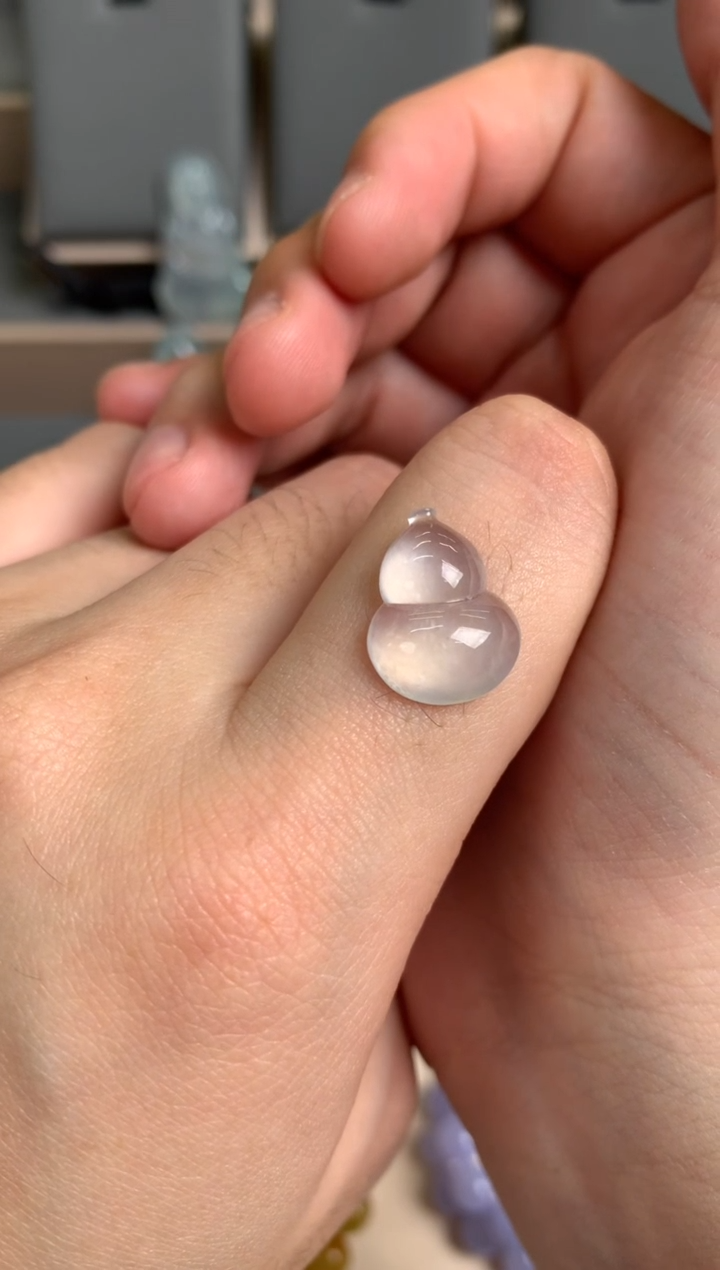 未镶嵌定制翡翠裸玉