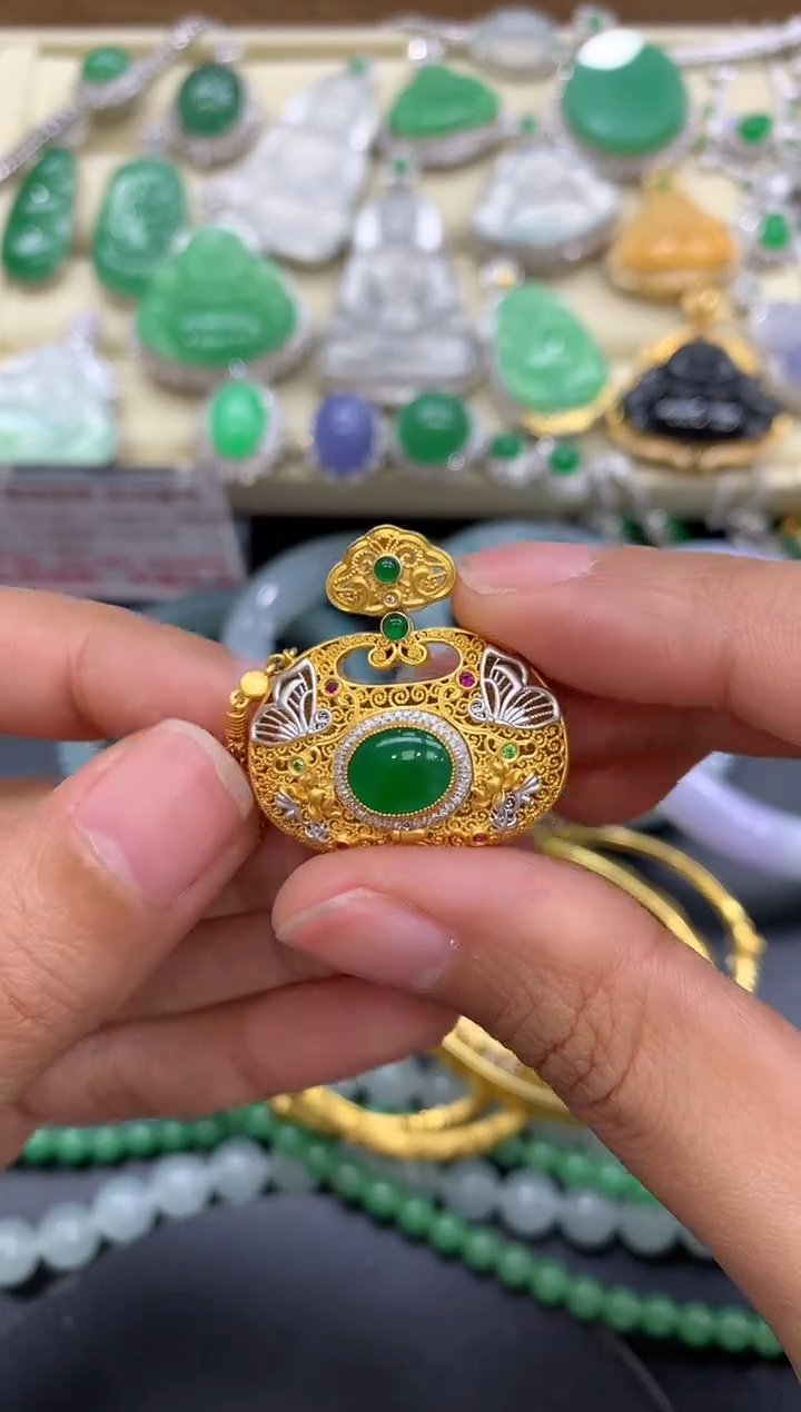 【闪购商品】翡翠颈饰18K金镶嵌432-中国好珍宝