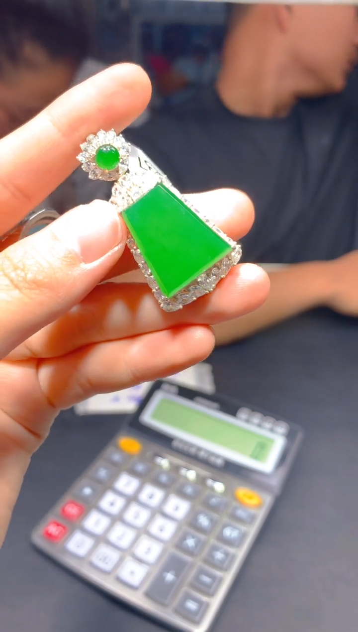 定制翡翠未镶嵌40多样性发货(发其一）