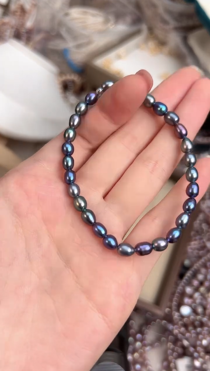 未镶嵌福利淡水珍珠炫彩*强光珍珠手链4-5mm（多样性发一）