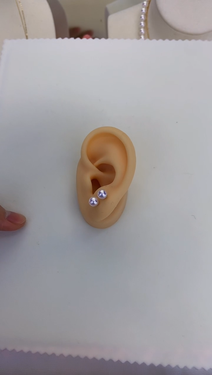 18K金镶嵌DA海水珍珠 GD001 5-6 素钉定制