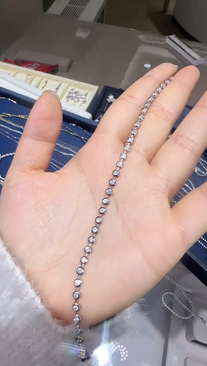 【闪购商品】钻石手链18K金镶嵌泡泡