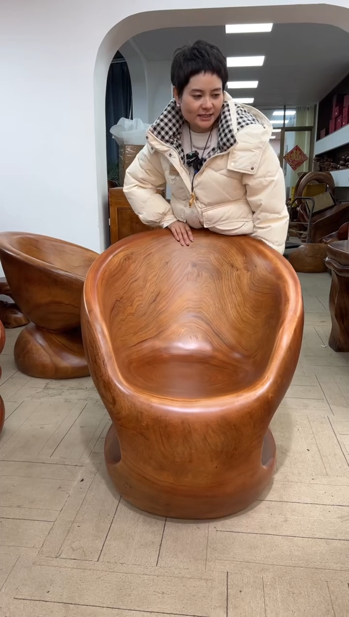 【闪购商品】香樟木实木创意主人椅