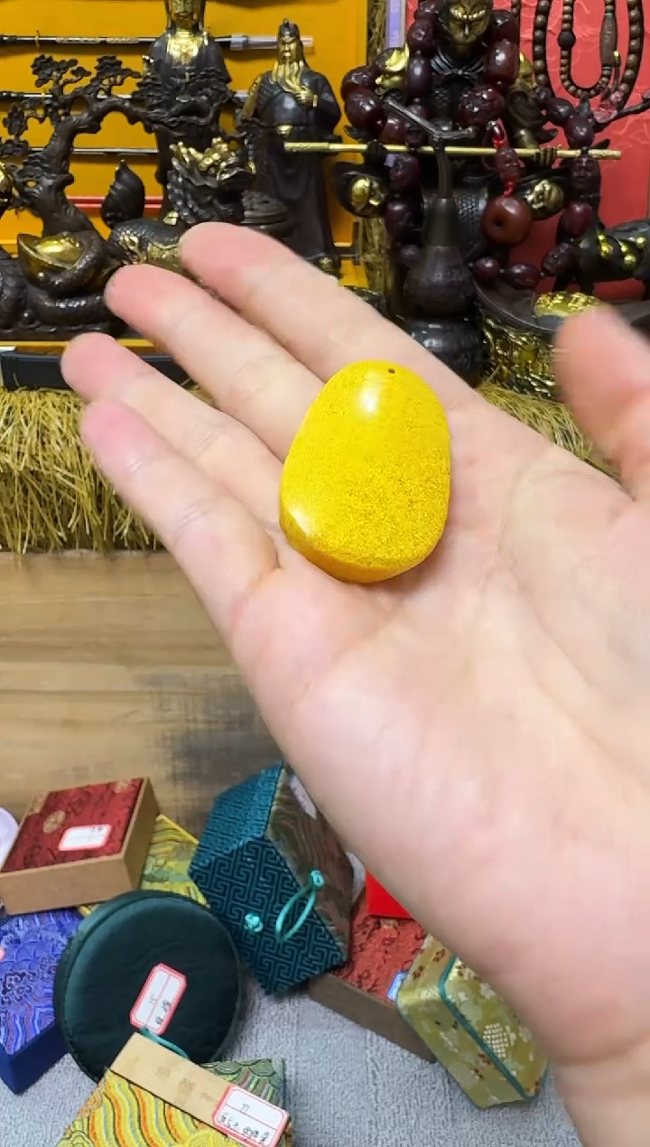 【闪购商品】琥珀颈饰未镶嵌艳艳专属精品链接79